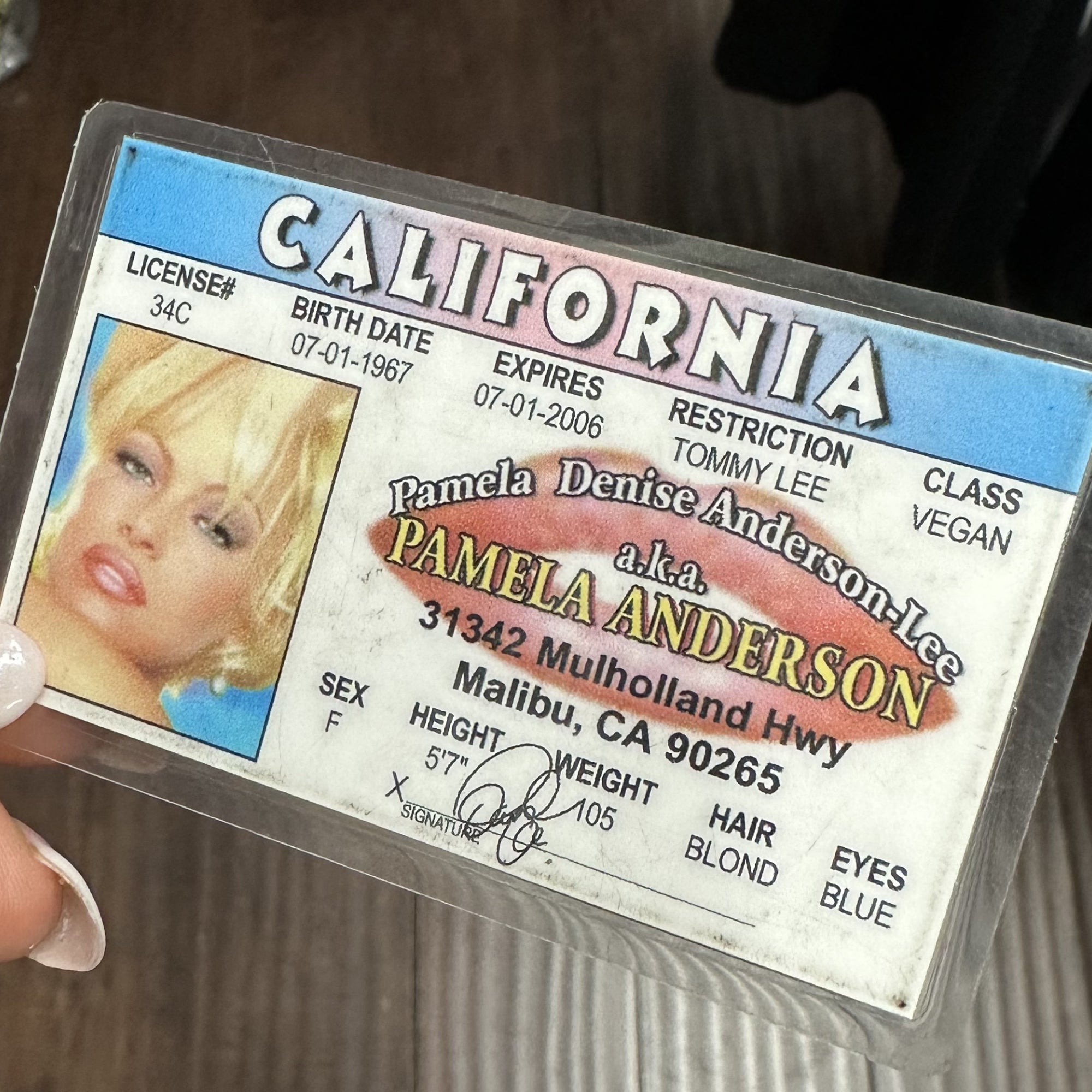 LOS ANGELES GUIDE